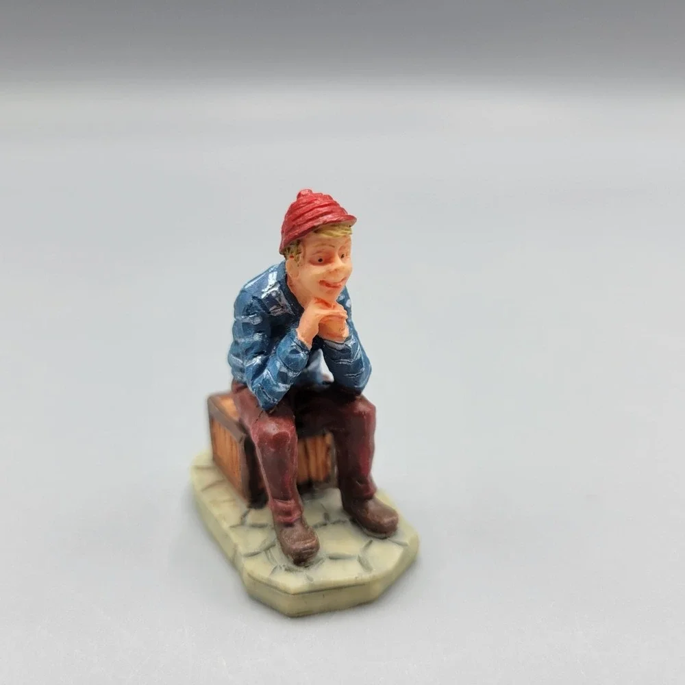 Vintage Lemax Figurine Man Sitting on Box Beanie Hat Story Teller 1.5